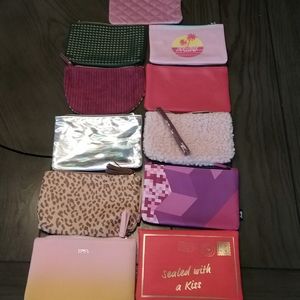 11 Cosmetic Bags